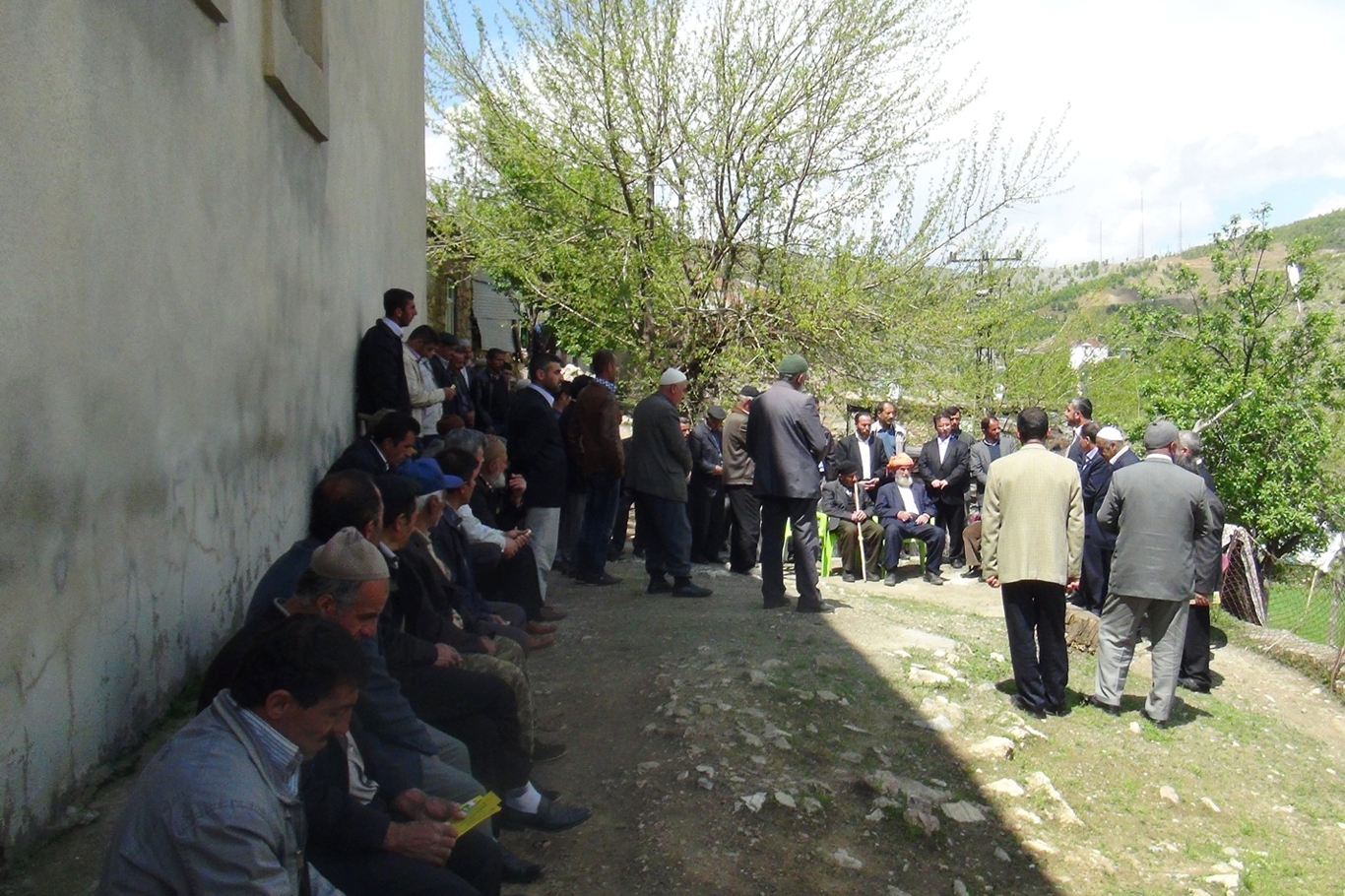 Köylerden bağımsız aday Karakaya’ya büyük teveccüh Köylerden bağımsız aday Karakaya’ya büyük teveccüh